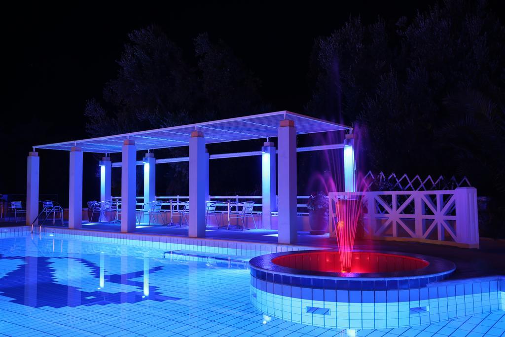 Aparthotel Sea Sun à Plomari Extérieur photo
