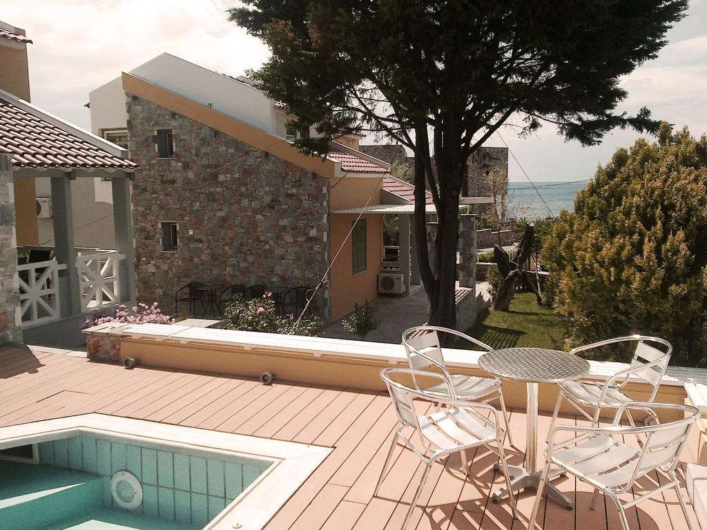 Aparthotel Sea Sun à Plomari Extérieur photo