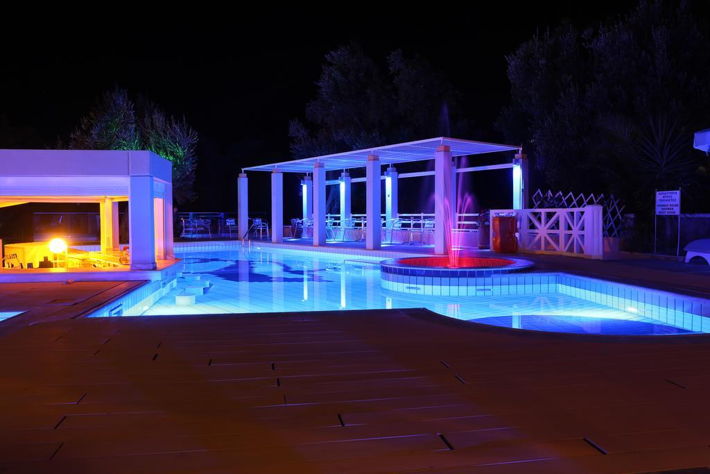 Aparthotel Sea Sun à Plomari Extérieur photo