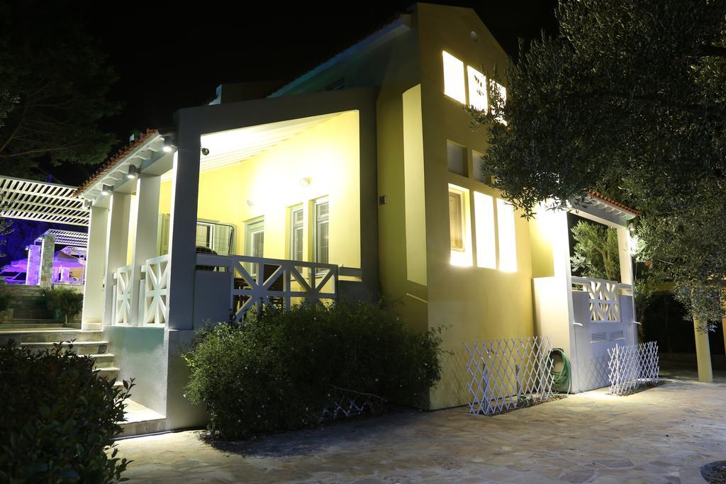 Aparthotel Sea Sun à Plomari Extérieur photo