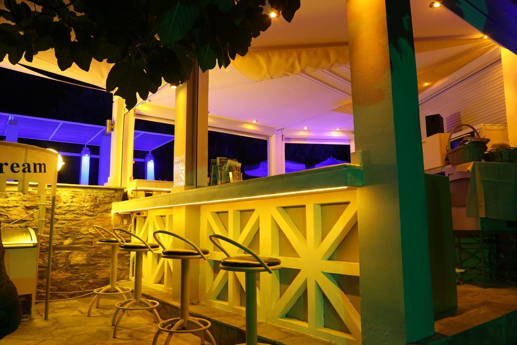Aparthotel Sea Sun à Plomari Extérieur photo