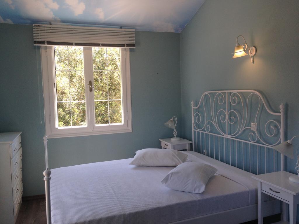 Aparthotel Sea Sun à Plomari Extérieur photo